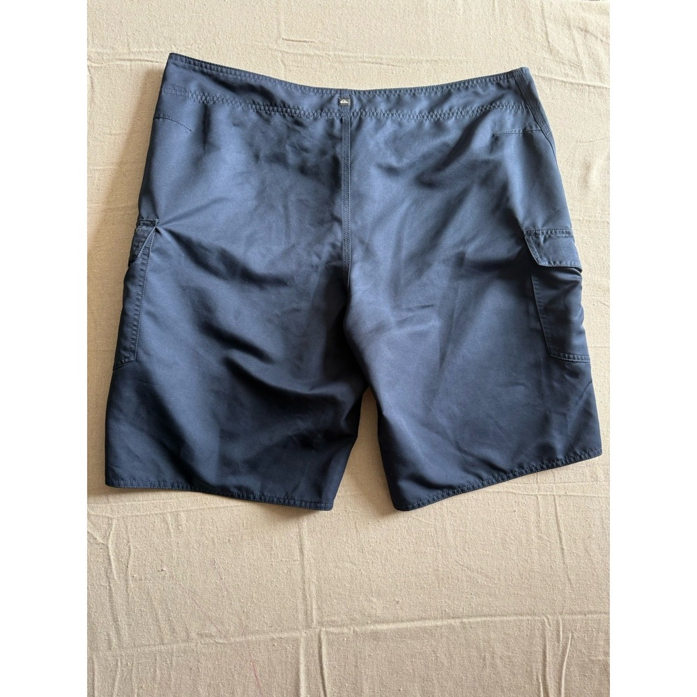 Quicksilver Men's Swim Trunks 40x22 - Picture 2 of 2